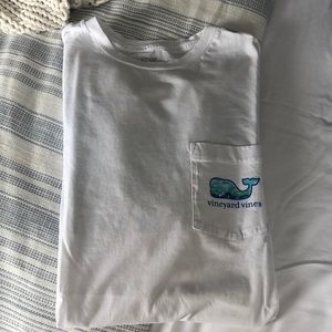 Vineyard Vines T-shirt
